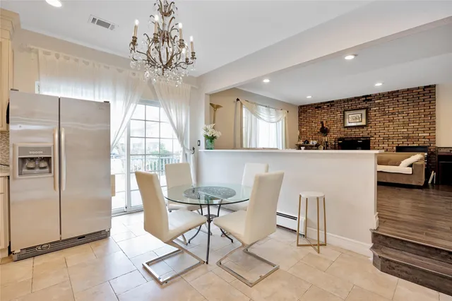 $2,100,000 | 708 Park Lane, Cedarhurst, NY 11516