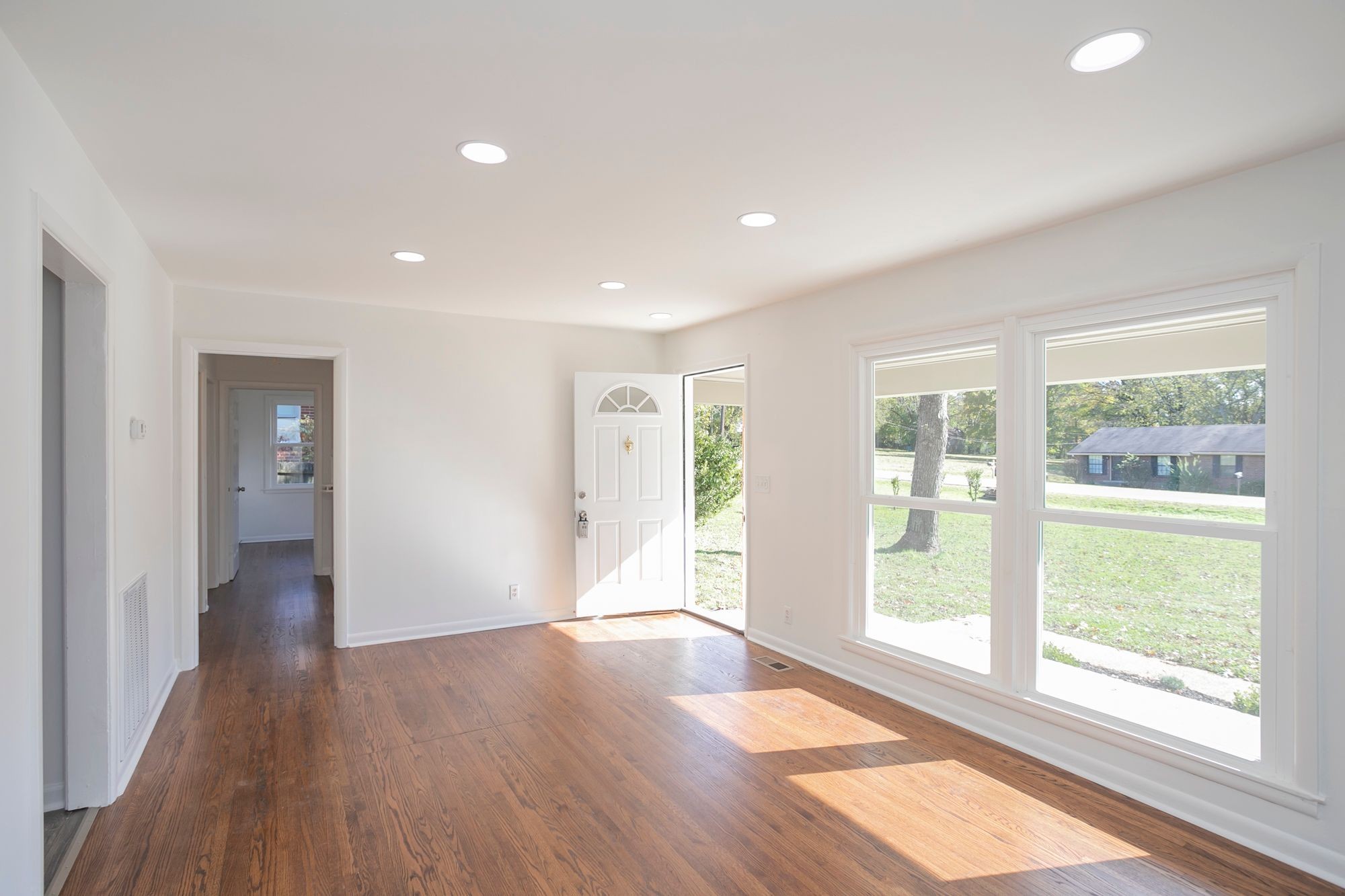 912 Allen Road Nashville, TN 37214 - Photo 4 of 29 Gallery Image 4