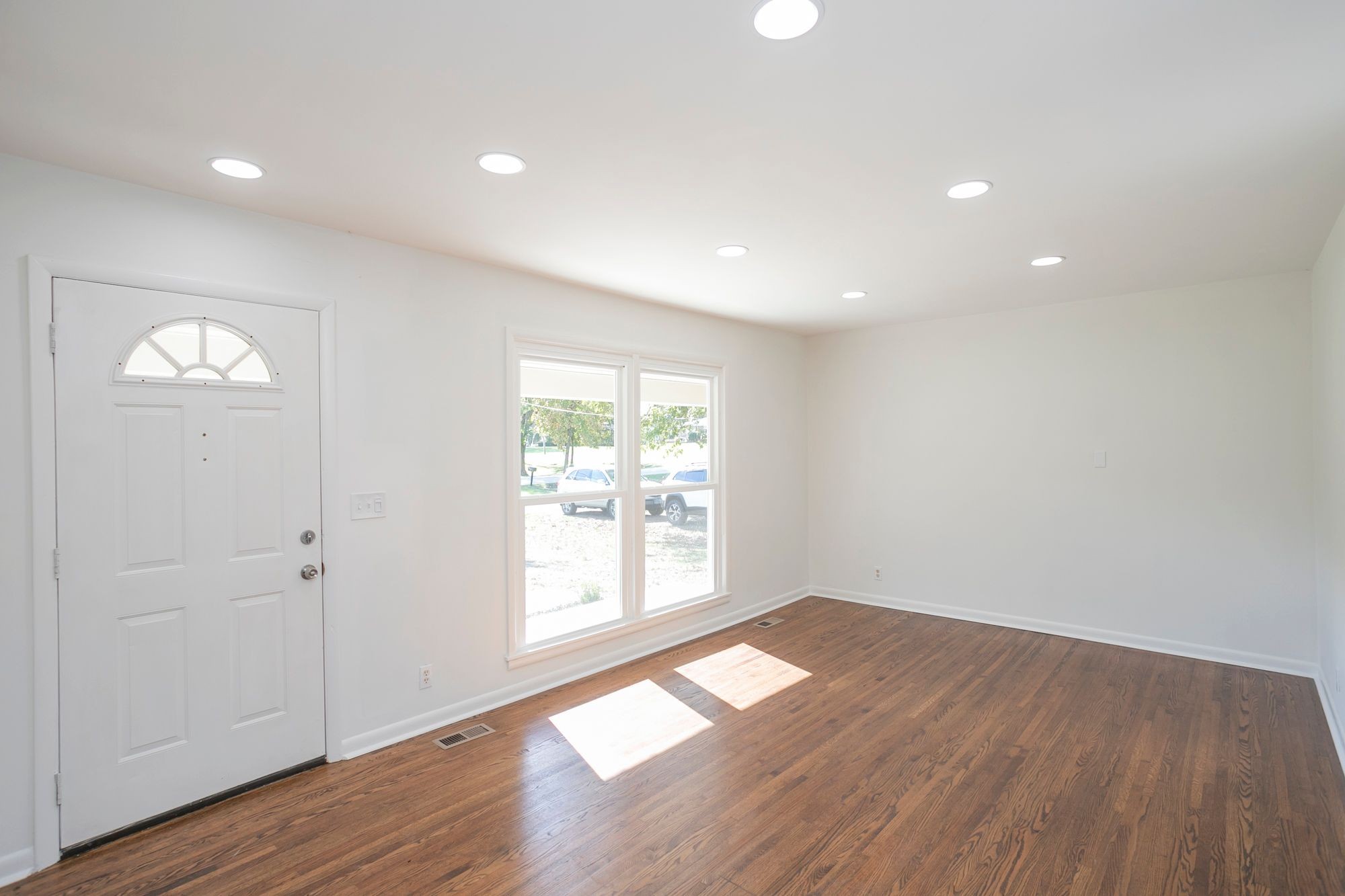 912 Allen Road Nashville, TN 37214 - Photo 6 of 29 Gallery Image 6