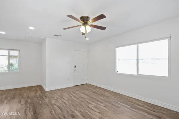 $2,800 | 1729 West Fairmount Avenue, Phoenix, AZ 85015