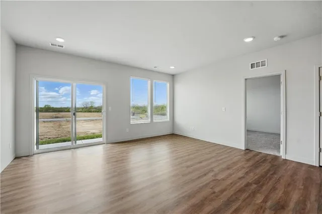 $281,801 | 27313 Acacia Drive, Lee's Summit, MO 64086