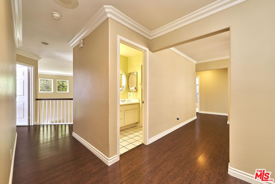 25906 Twain Place Stevenson Ranch, CA 91381 - Photo 17 of 31