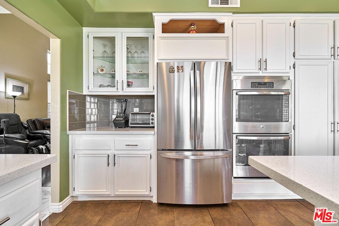 25906 Twain Place Stevenson Ranch, CA 91381 - Photo 23 of 31