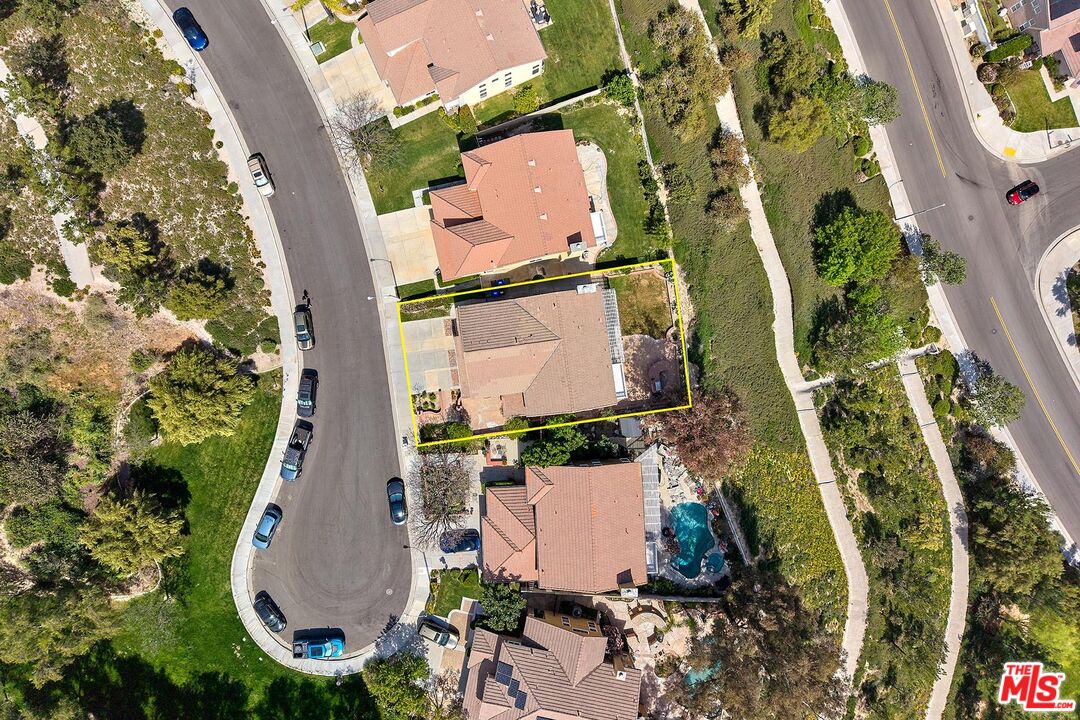 25906 Twain Place Stevenson Ranch, CA 91381 - Photo 10 of 31