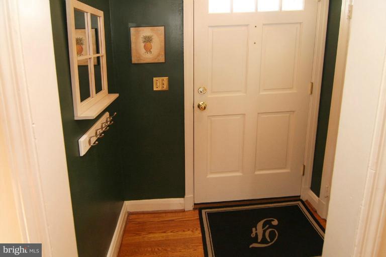 212 Gaywood Road Baltimore, MD 21212 - Photo 13 of 30 Interior (General)