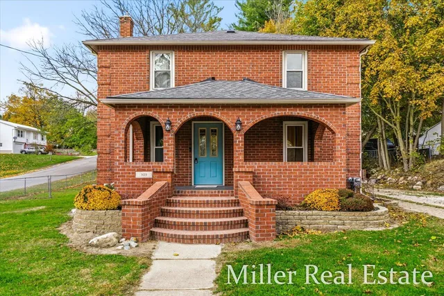 $287,000 | 303 East Colfax Street, Hastings, MI 49058