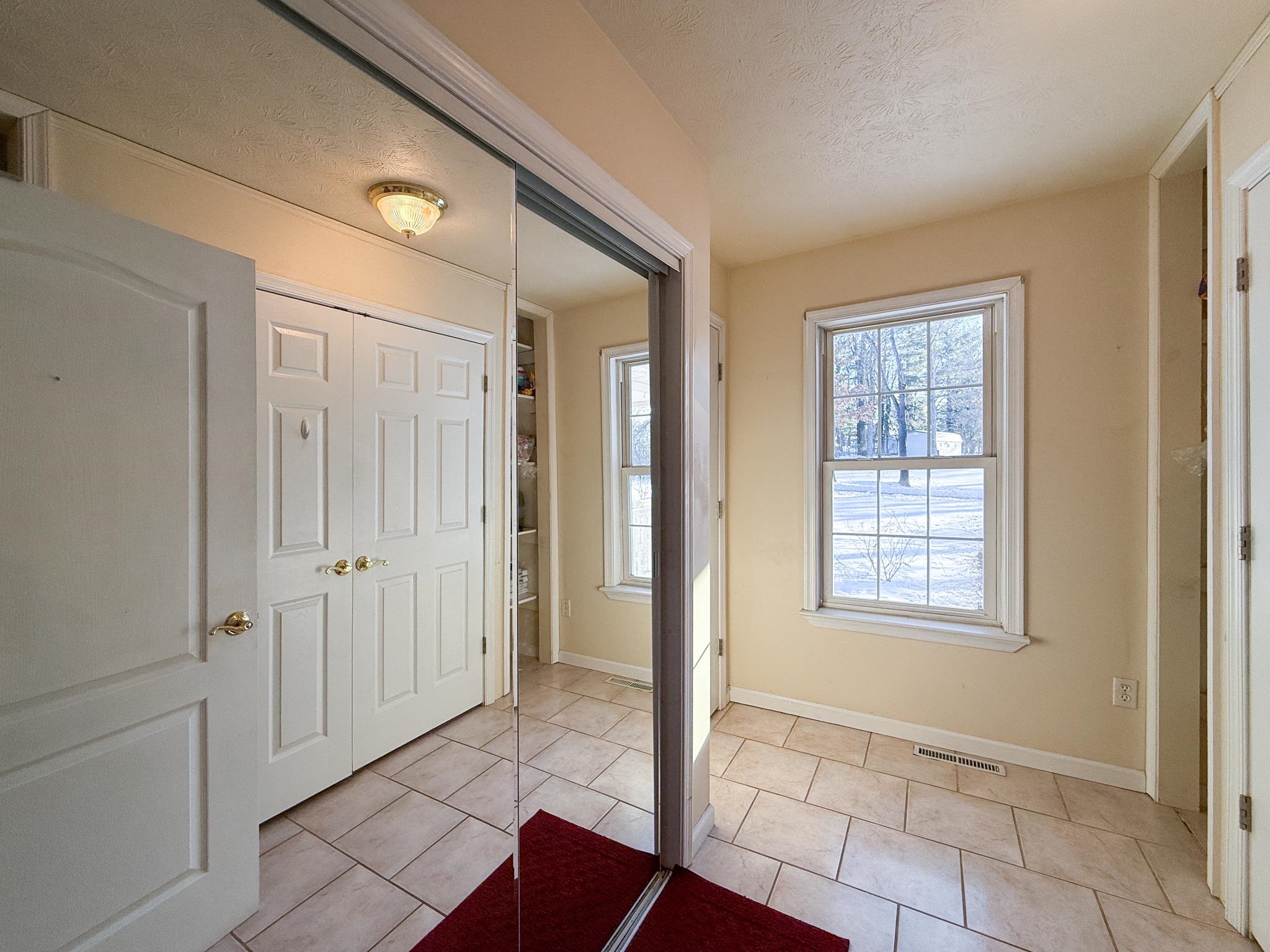 804 Oak Grove Church Road Waynesboro, VA 22980 - Photo 10 of 28 an empty room with windows