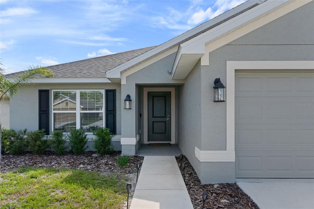 12492 Pine Bluff Street Spring Hill, FL 34609 - Photo 4 of 37