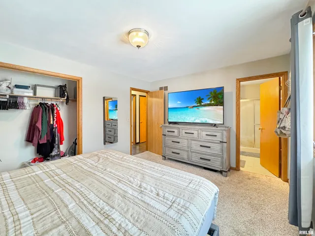 $225,000 | 101 Regent Court, East Peoria, IL 61611