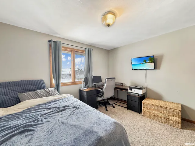 $225,000 | 101 Regent Court, East Peoria, IL 61611