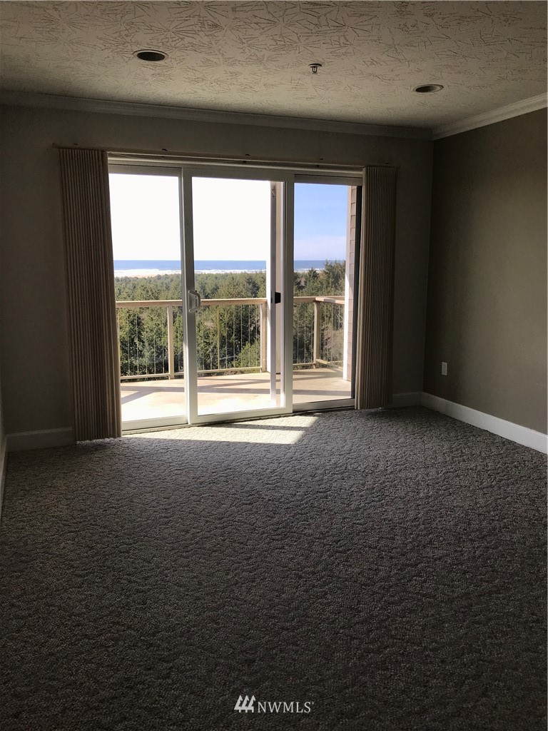 2815 Willows Road, Unit 211 Seaview, WA 98644 - Photo 12 of 20 Gallery Image 12
