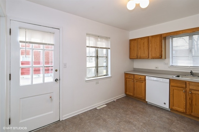 1332 Greenwillow Lane, Unit 7 Glenview, IL 60025 - Photo 4 of 6