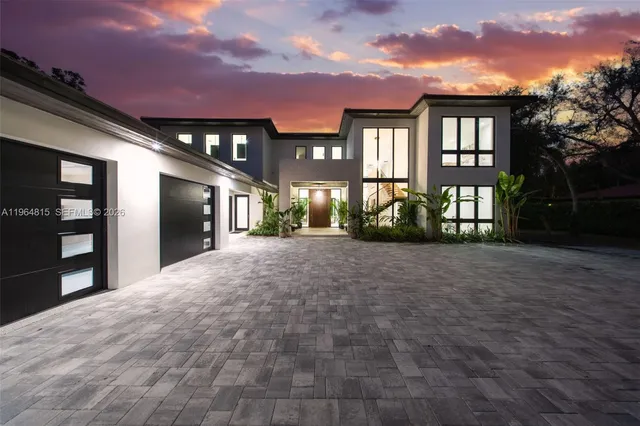 $5,300,000 | 9381 Southwest 100th Street, Miami, FL 33176