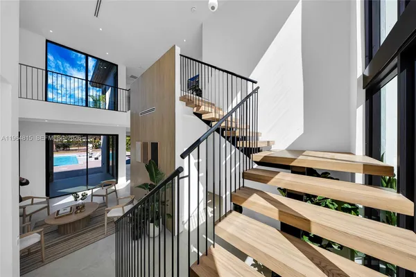 a view of a entryway