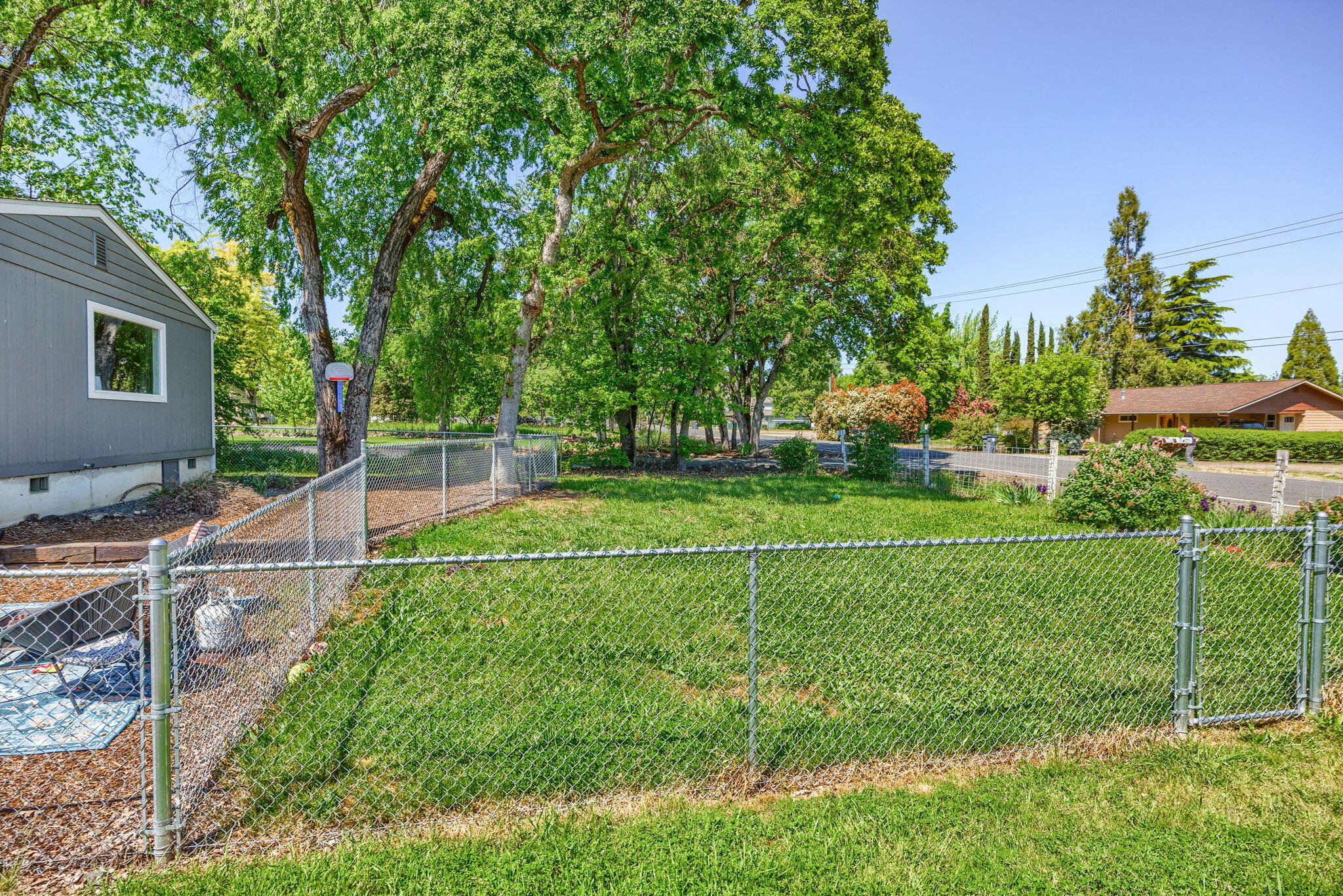 225 Wilson Road Central Point, OR 97502 - Photo 3 of 63 Fenced yard for Unit A
