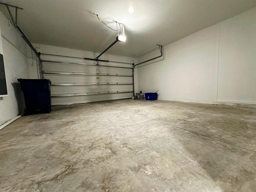 339 Puma Loop Groveland, FL 34736 - Photo 8 of 23 a view of room with an empty space