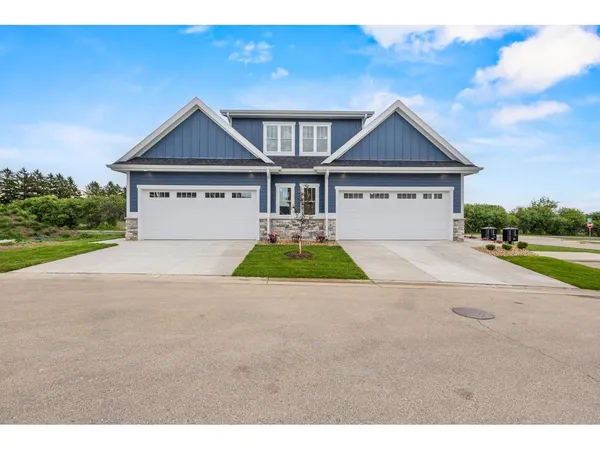 $685,000 | 1157 Irene, Unit 16, Waunakee, WI 53597