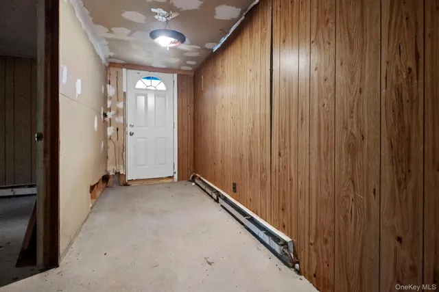 $475,000 | 33 Albion Ovl, Mahopac, NY 10541