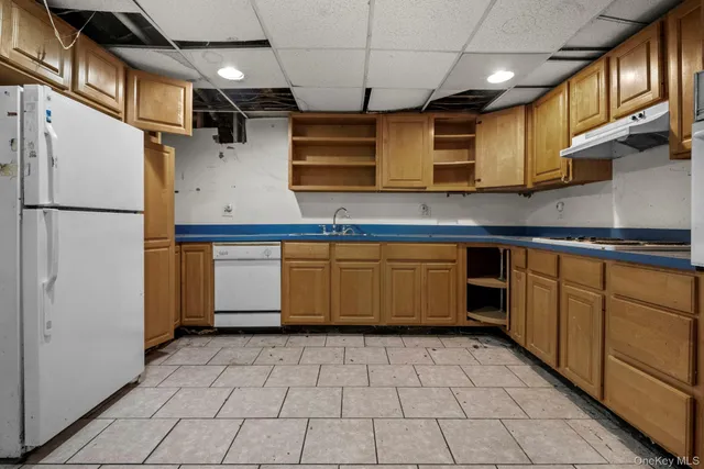 $475,000 | 33 Albion Ovl, Mahopac, NY 10541