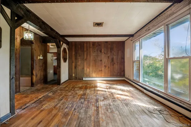 $475,000 | 33 Albion Ovl, Mahopac, NY 10541