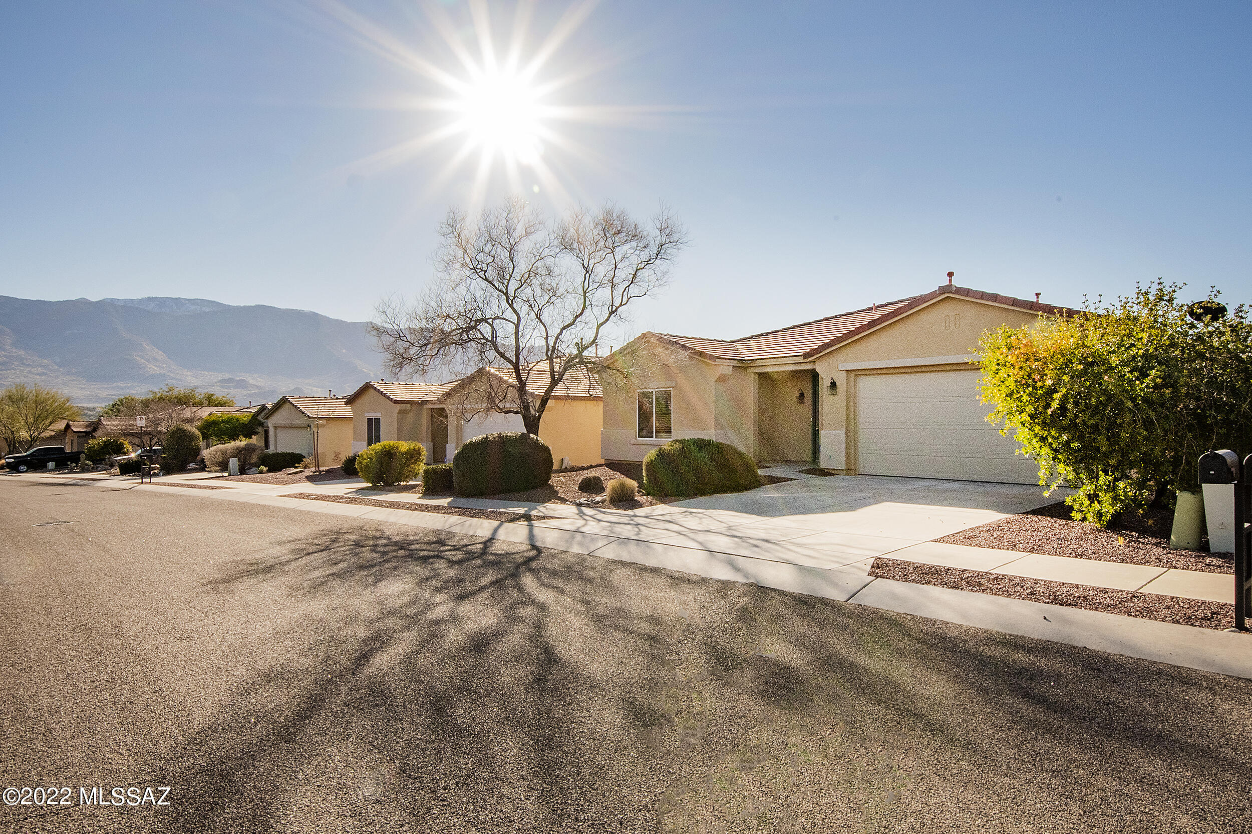 3644 East Fox Trotter Road Tucson, AZ 85739 - Photo 2 of 37