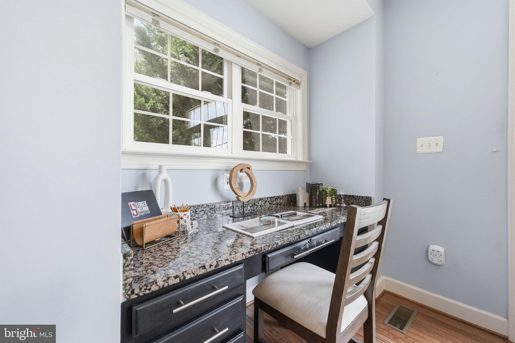 18620 Kerill Road Triangle, VA 22172 - Photo 6 of 67