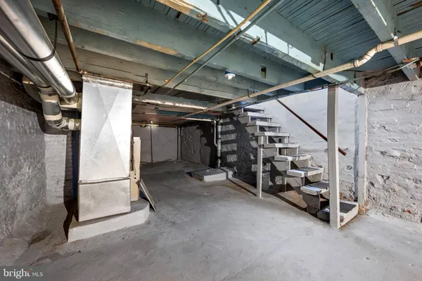 a view of under construction room