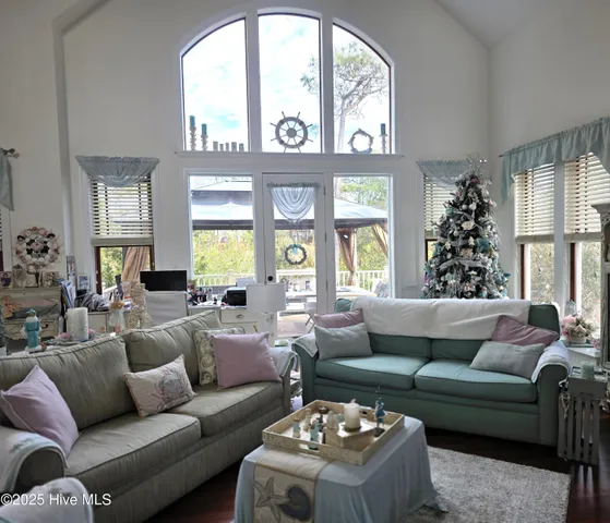 $1,095,000 | 125 Tower Lane, Kill Devil Hills, NC 27948