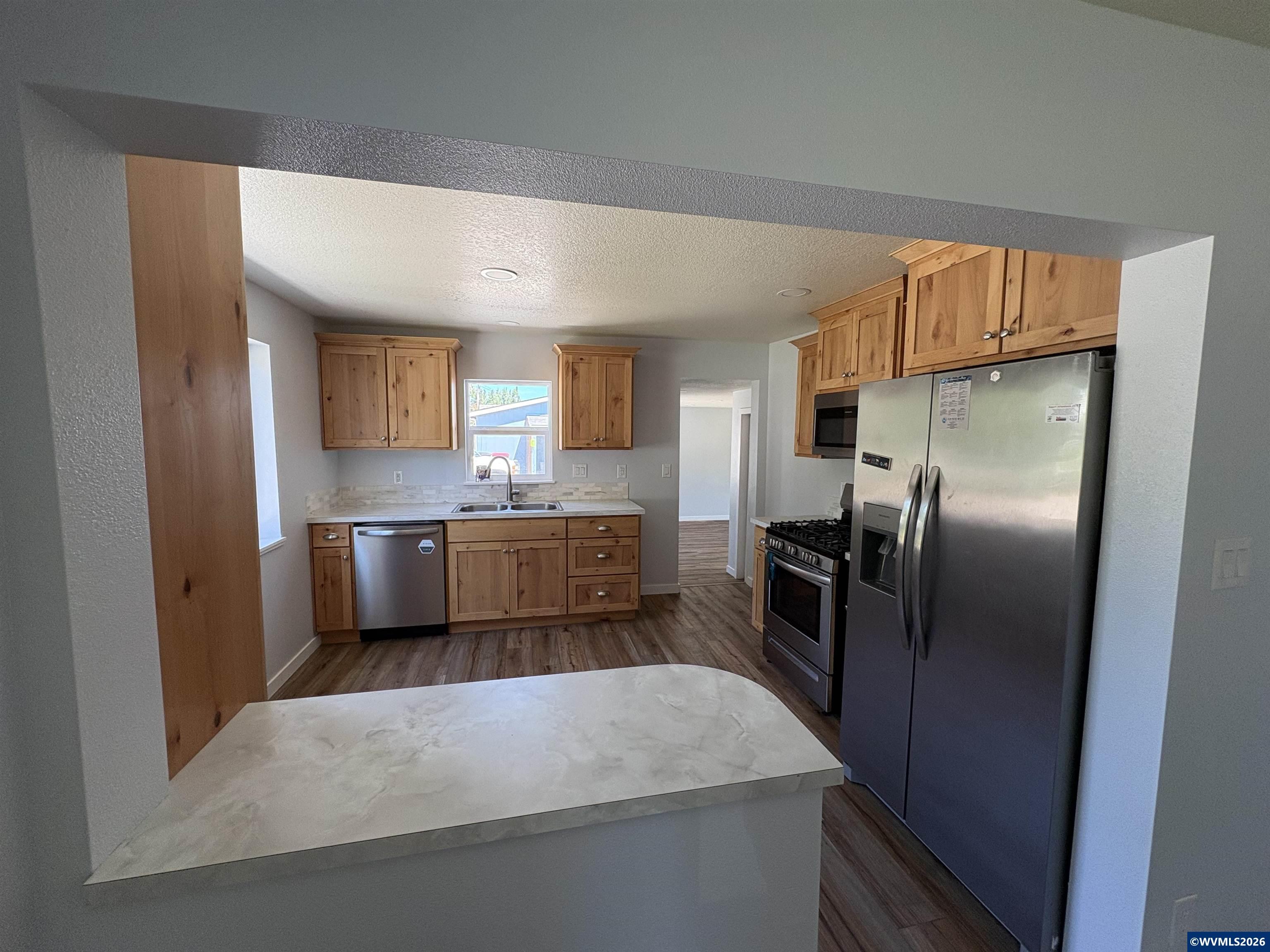 840 Southwest Cherry Street Willamina, OR 97396 - Photo 3 of 12