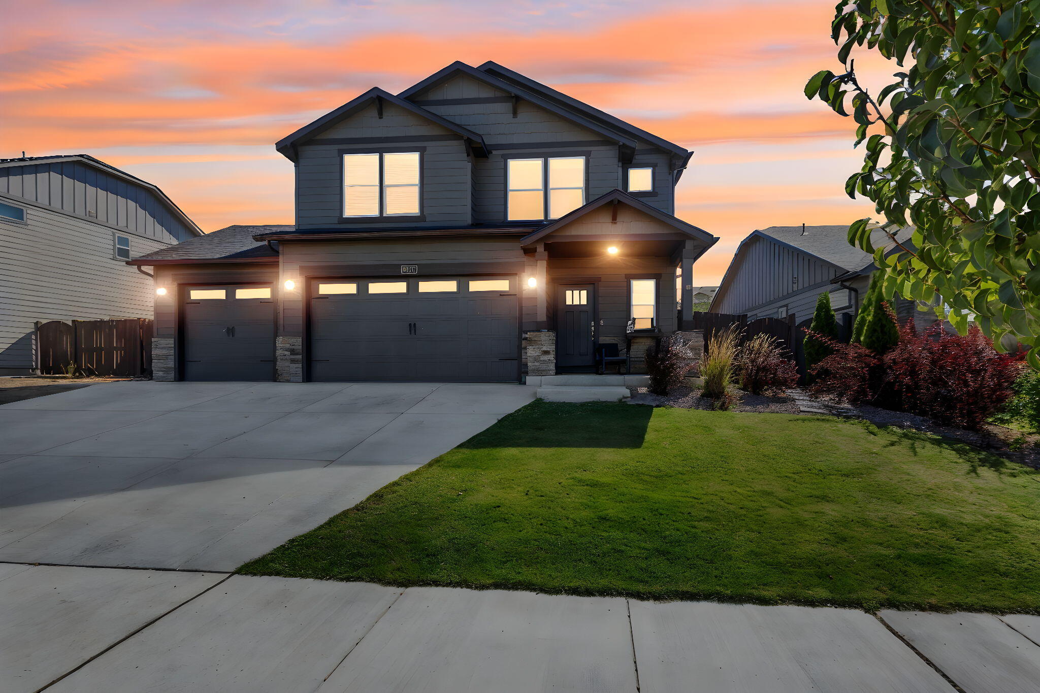 4476 Southwest Salmon Place Redmond, OR 97756 - Photo 40 of 43 2024_09_27_4476_sw_salmon_pl_rdm-42