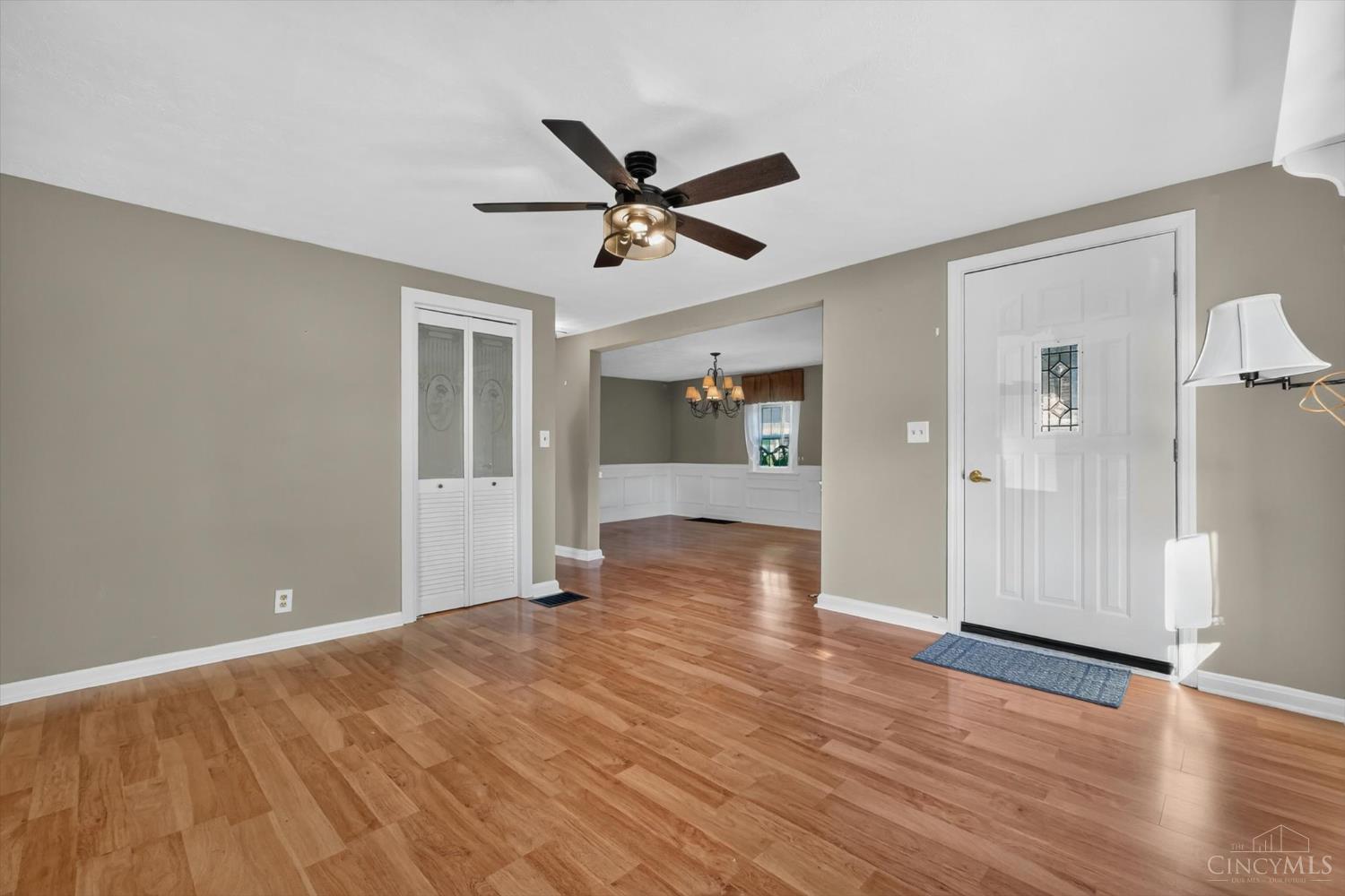 3223 Struble Road Cincinnati, OH 45251 - Photo 6 of 42