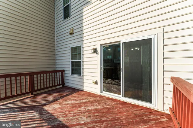 a view of a entrance door of the house