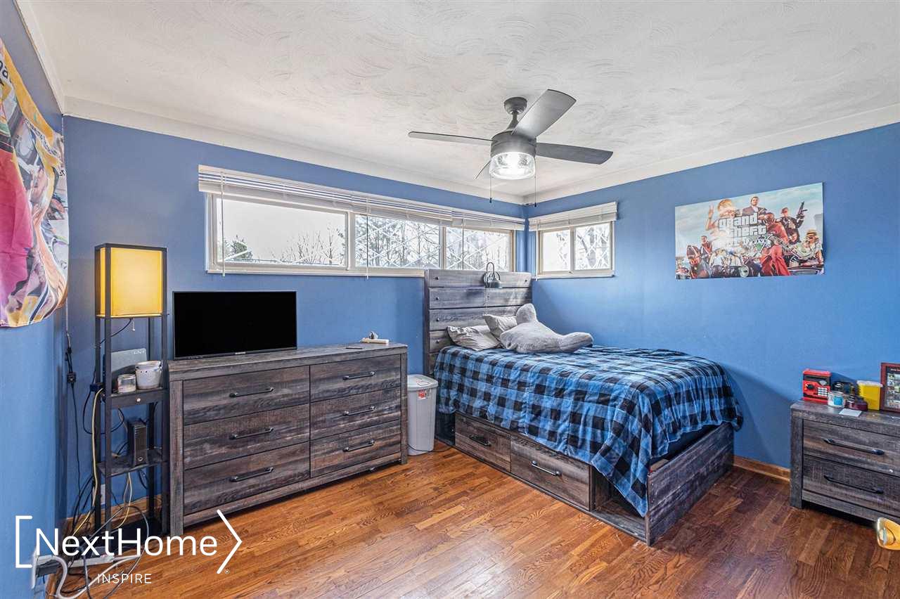 2402 North McKinley Road Flushing, MI 48433 - Photo 13 of 37