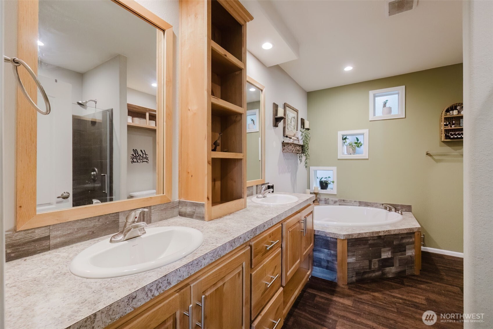 5709 Northeast Woodburn Road Kingston, WA 98346 - Photo 20 of 40