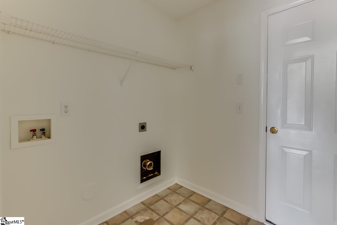 208 Ridgebrook Way Greenville, SC 29605 - Photo 23 of 33 Gallery Image 23