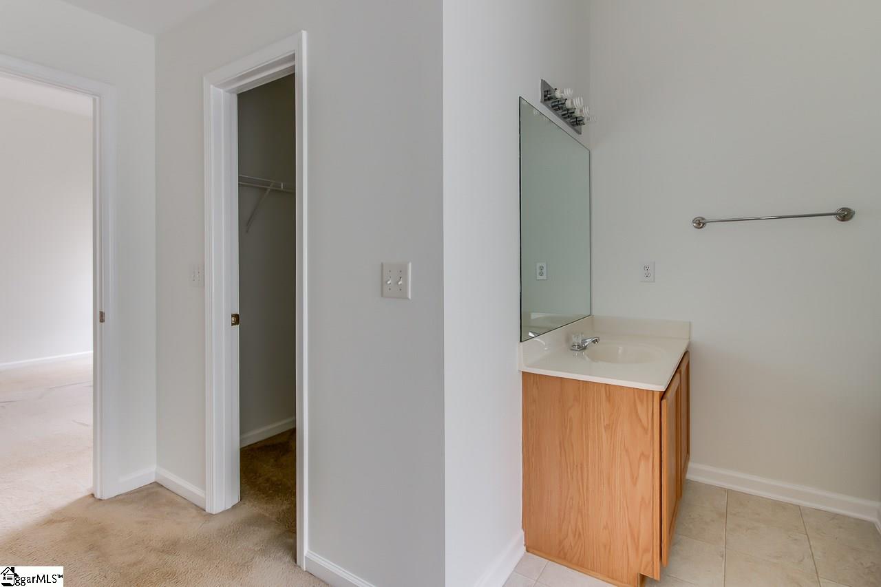 208 Ridgebrook Way Greenville, SC 29605 - Photo 29 of 33 Gallery Image 29