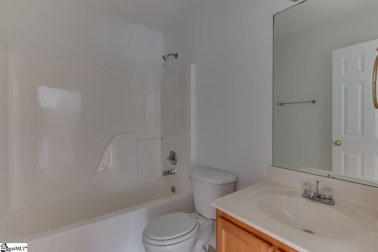 208 Ridgebrook Way Greenville, SC 29605 - Photo 6 of 33 Gallery Image 6