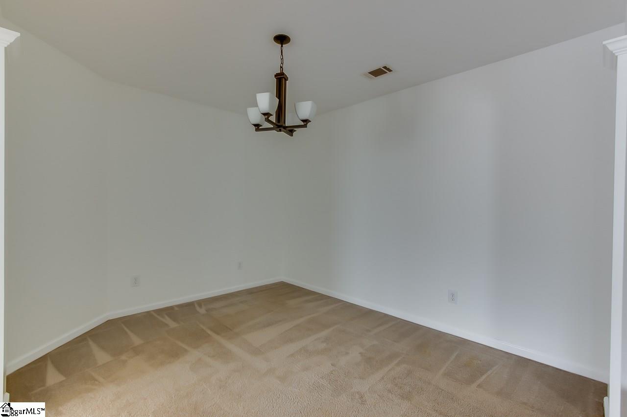 208 Ridgebrook Way Greenville, SC 29605 - Photo 10 of 33 Gallery Image 10