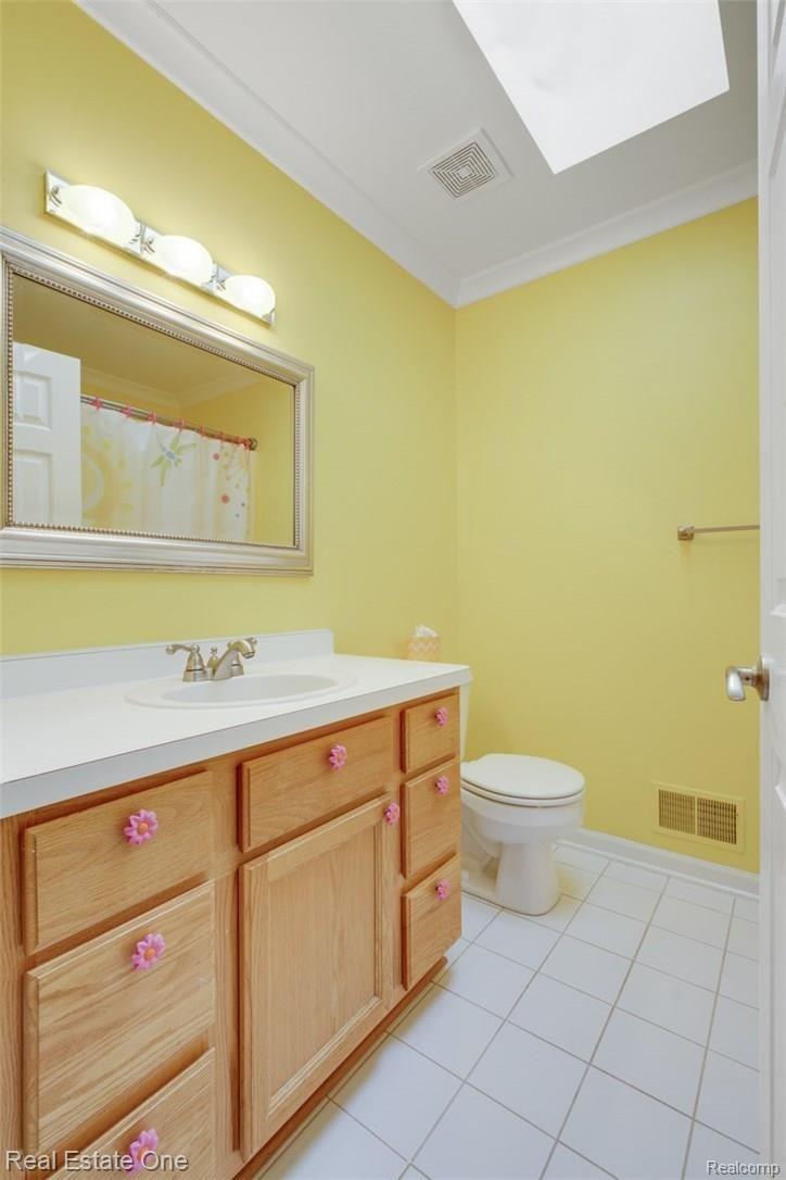 2140 Rob Ridge Drive Walled Lake, MI 48390 - Photo 30 of 35 dsc00761-dsc00765 - Copy.jpg