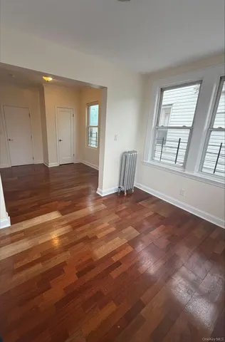 $3,300 | 93-47 202nd Street | Bellaire West