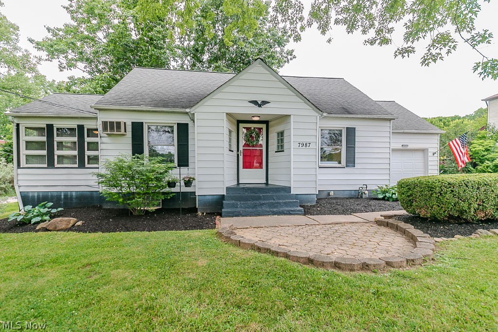 7987 Euclid Chardon Road Kirtland, OH 44094 - Photo 3 of 33