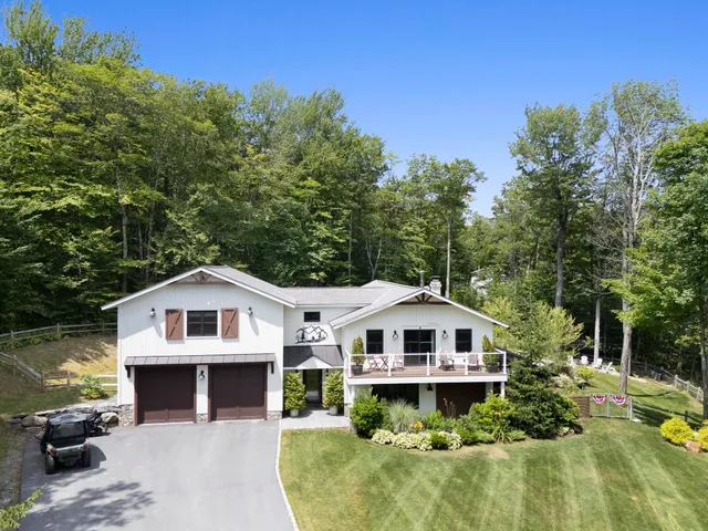 $2,595,000 | 127 Fannie Hill Drive, Wilmington, VT 05363