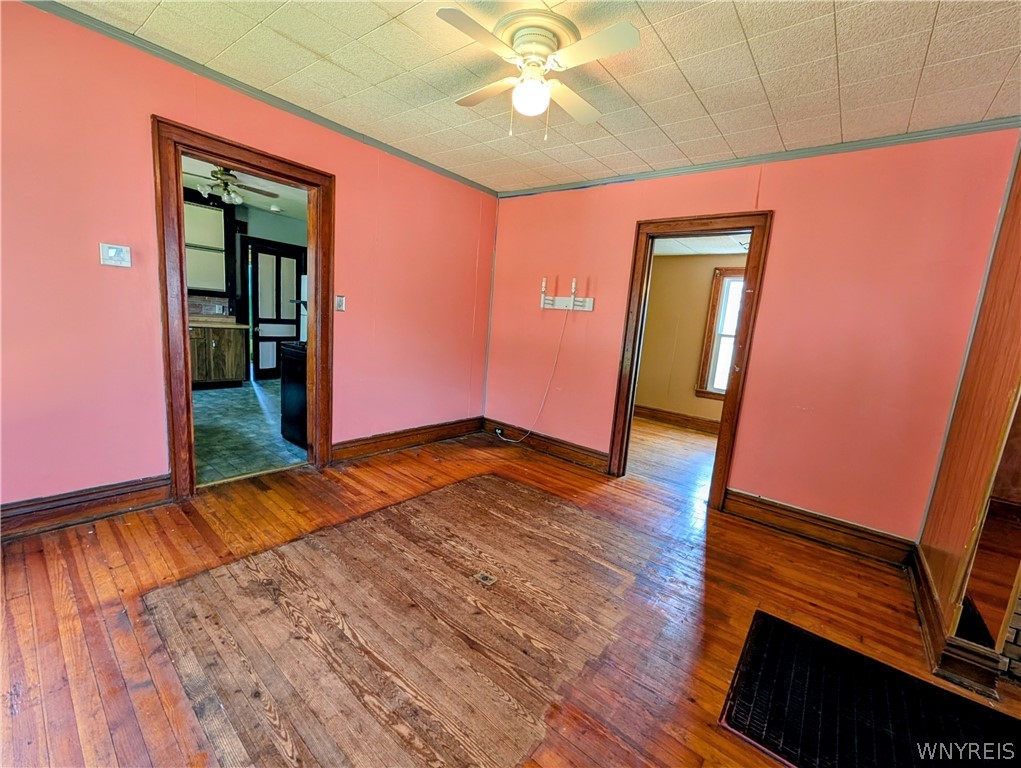 325 Box Avenue Buffalo, NY 14211 - Photo 9 of 25 Dining Room - 325 Box Ave (lower), Buffalo, NY 142