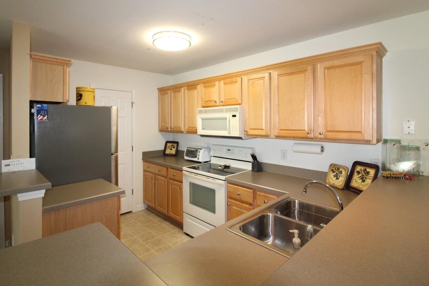 4676 Fringetree Drive, Unit 1B Murrells Inlet, SC 29576 - Photo 7 of 35