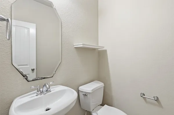 $2,200 | 8911 Headstall Drive, Tomball, TX 77375