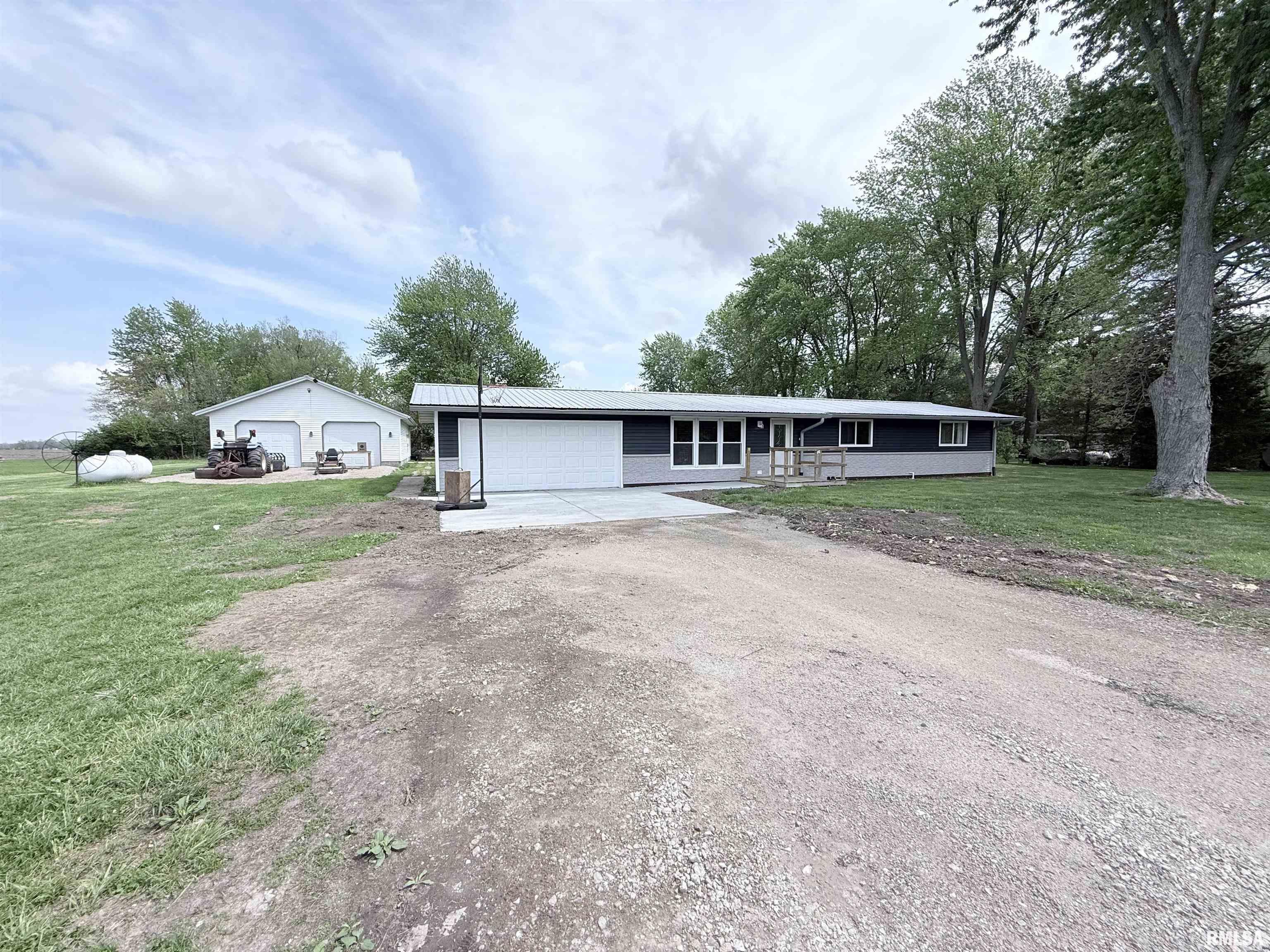 1310 Carver Road Springfield, IL 62707 - Photo 2 of 54