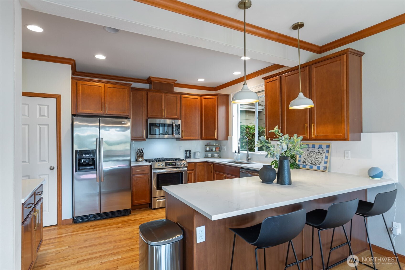 18208 2nd Place West, Unit B Bothell, WA 98012 - Photo 10 of 38