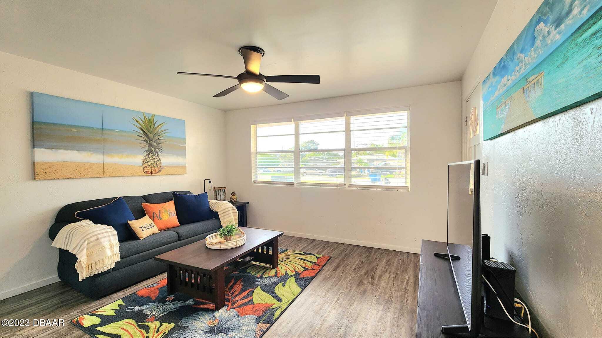 29 Palmetto Drive Ormond Beach, FL 32176 - Photo 4 of 30 Lots of Natural Light