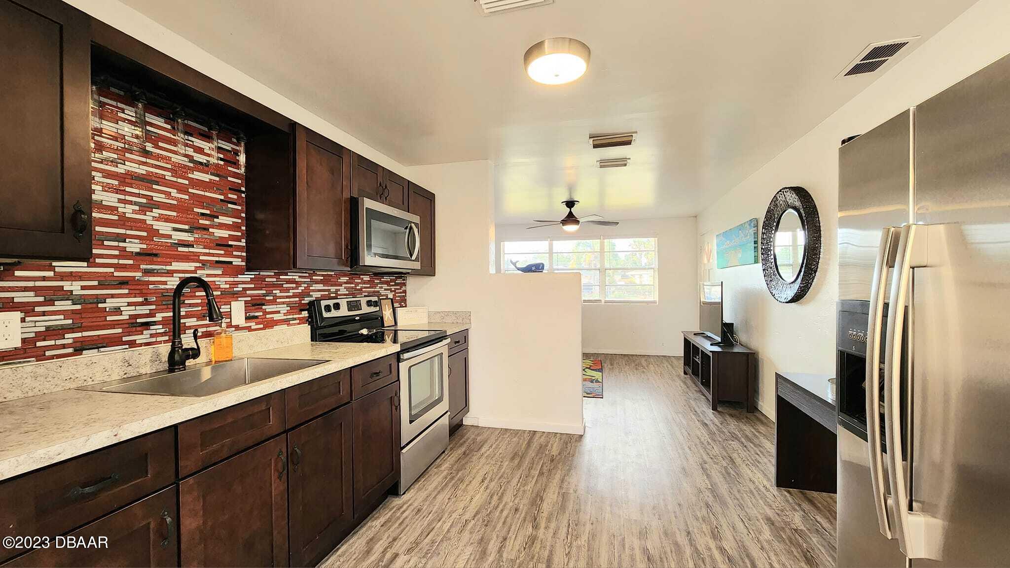 29 Palmetto Drive Ormond Beach, FL 32176 - Photo 9 of 30 Beautiful Kitchen