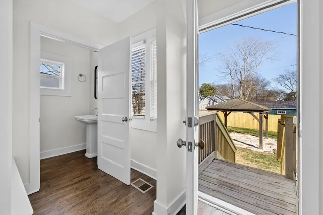 a view of an empty walk in closet